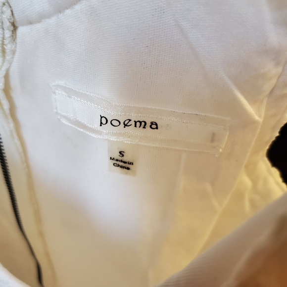 Crochet Detail w/Fringe Dress - Picture 3 of 3